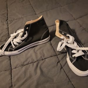 Bongo 7M womens  high top sneakers brand new